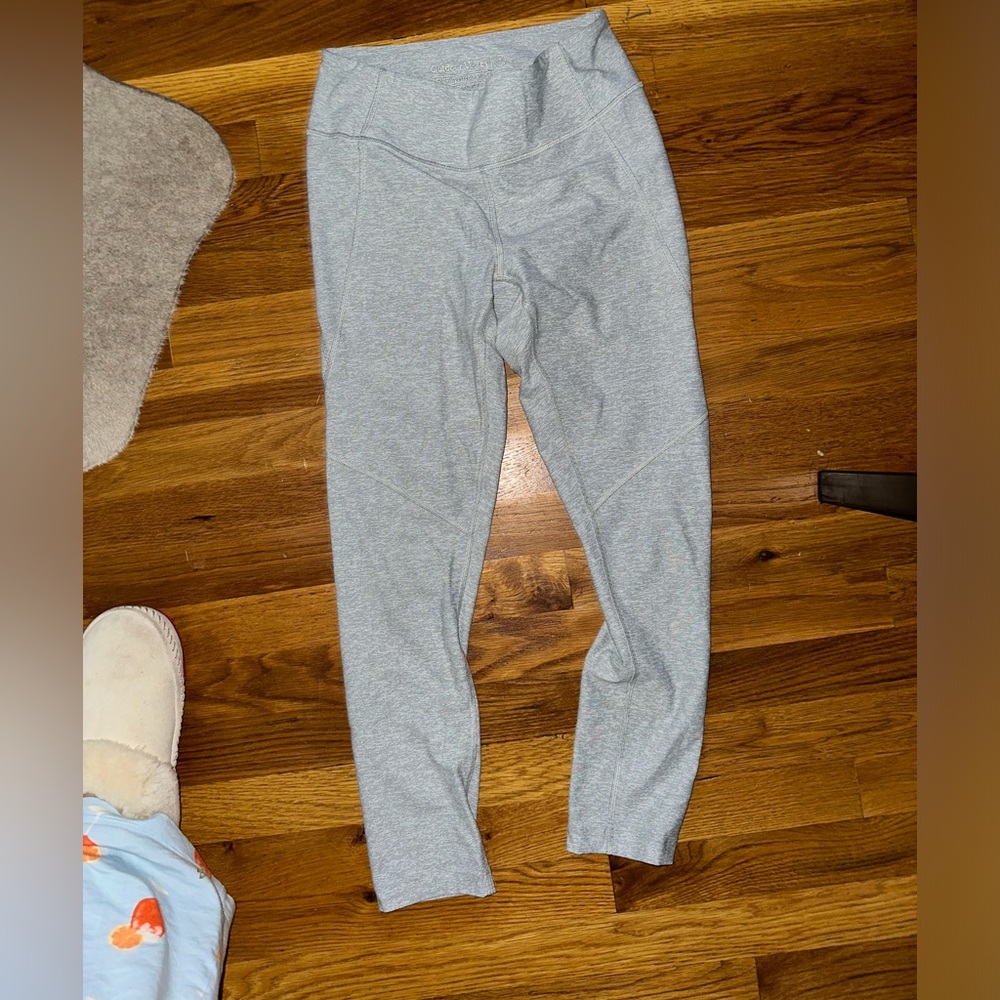 Outdoor voices leggings